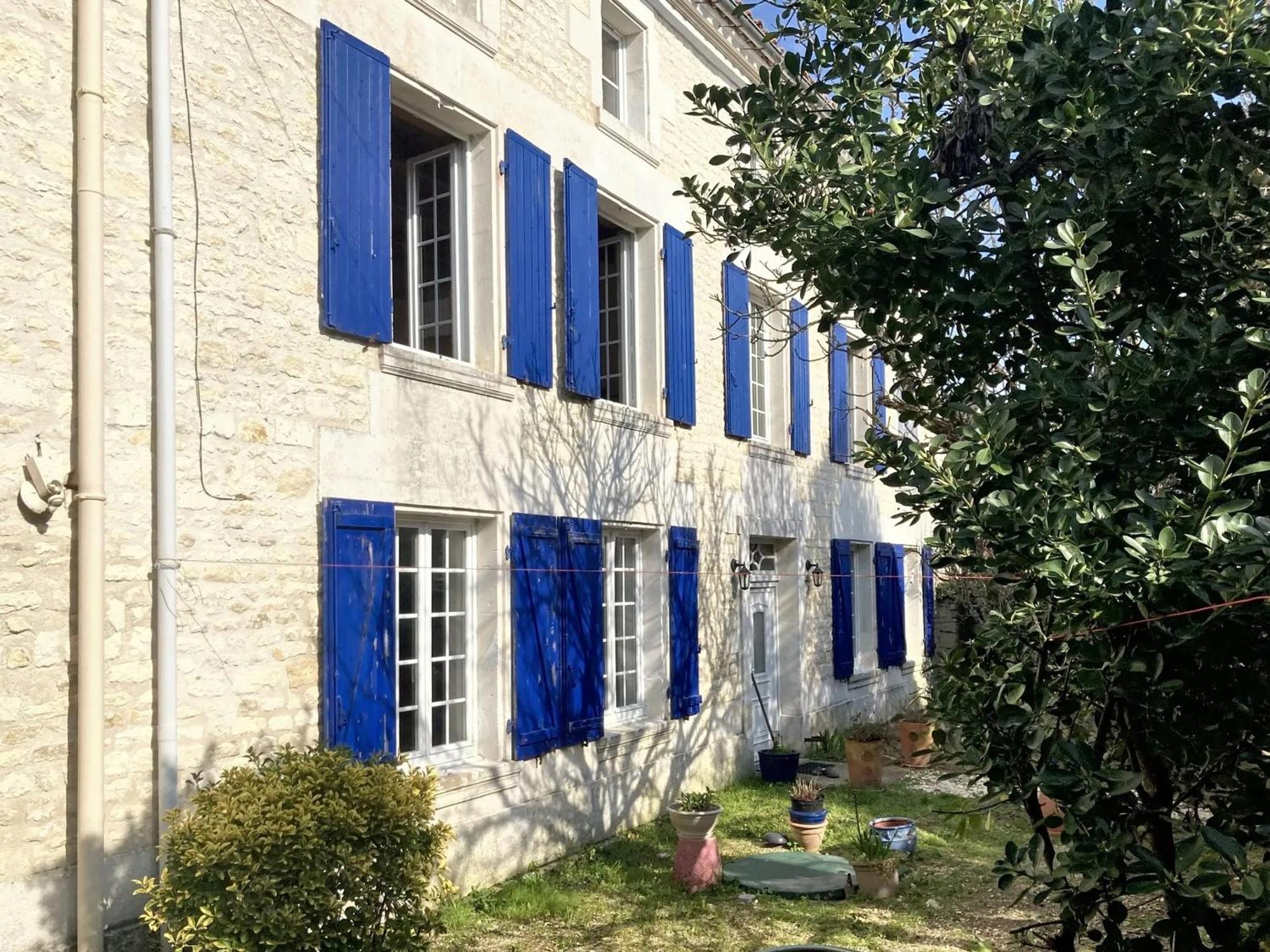 Maison Confortable Au Coeur De Fleurac Avec Grand Jardin Exterior photo